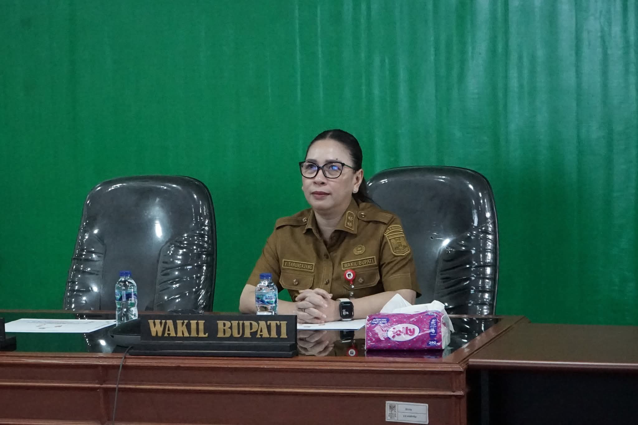 Menata Langkah, Menjaga Irama Ekonomi: Wabup Vanda Sarundajang Pimpin Gerak Sinergi Fiskal Minahasa