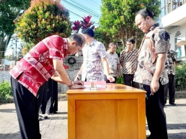 Era Baru Diskominfo Minahasa: Ricky Laloan Tegaskan Integritas dan Akuntabilitas