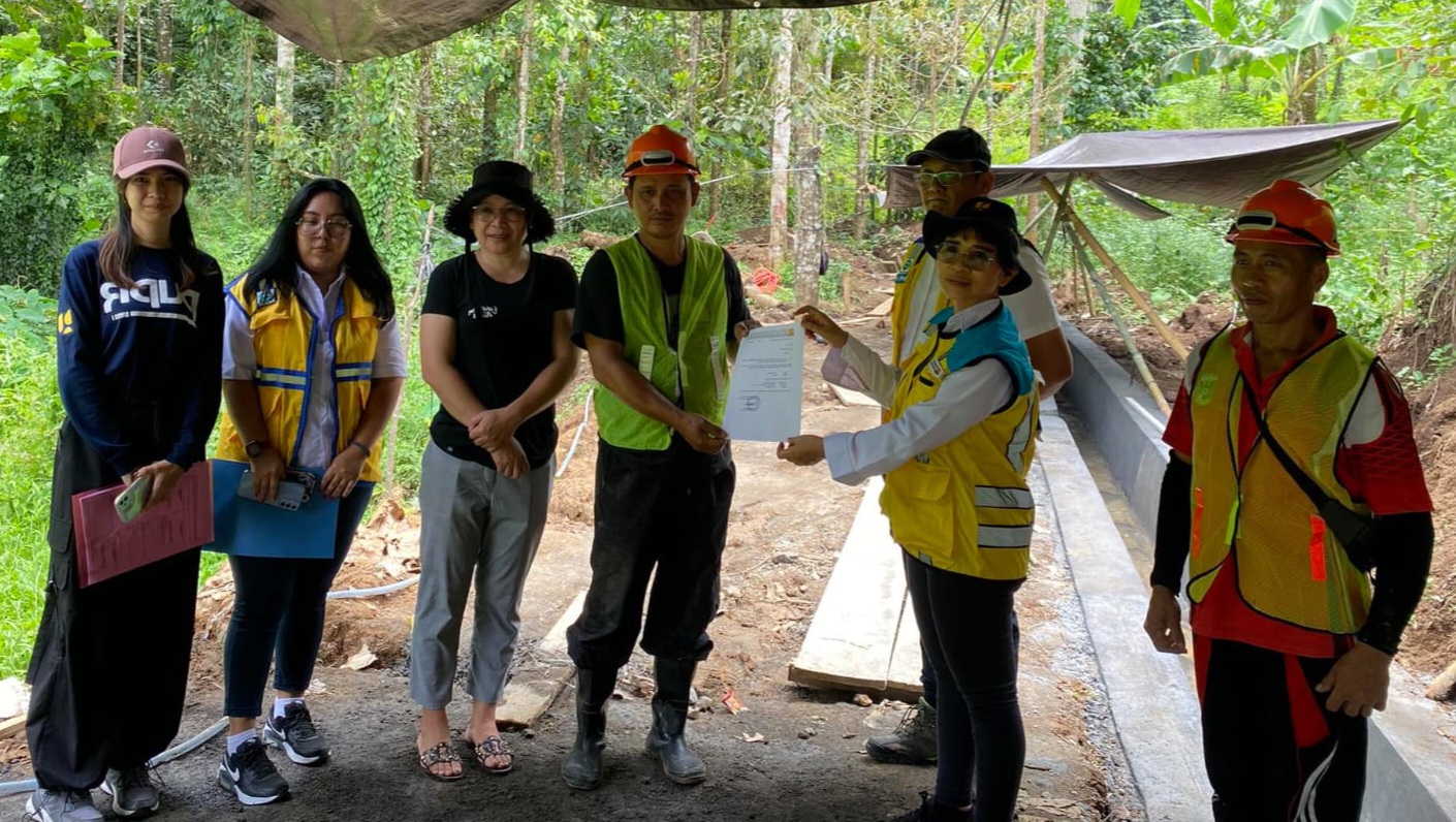 Velly Sangkay Paparkan Visi Pemerintahan Bersih dan Pembangunan Berkelanjutan Desa Rambunan Amian