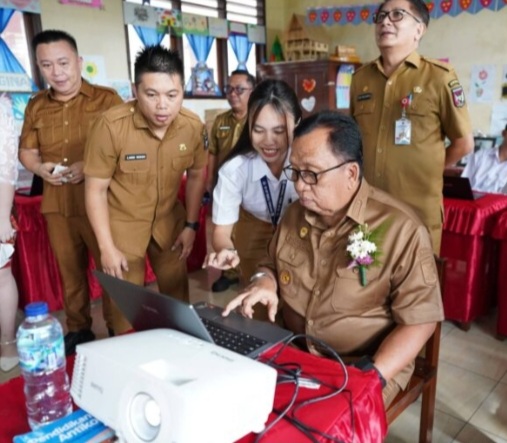 Dondokambey Tegakkan Disiplin Mutu: TKA 2026 Dikawal Ketat Berbasis Integritas dan Digitalisasi