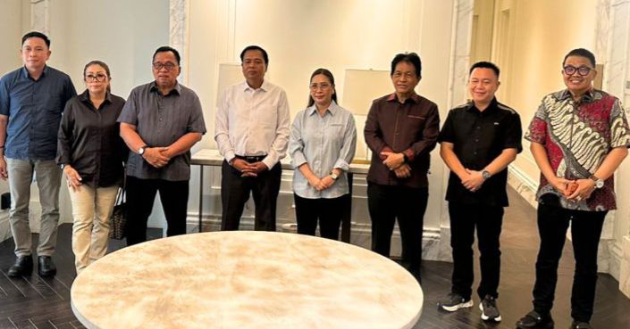 RD–VaSung Tancap Gas Diplomasi Infrastruktur, Renovasi Stadion Maesa Tondano Didorong Jadi Prioritas Nasional di Tanah Historis Leluhur Ibunda Presiden