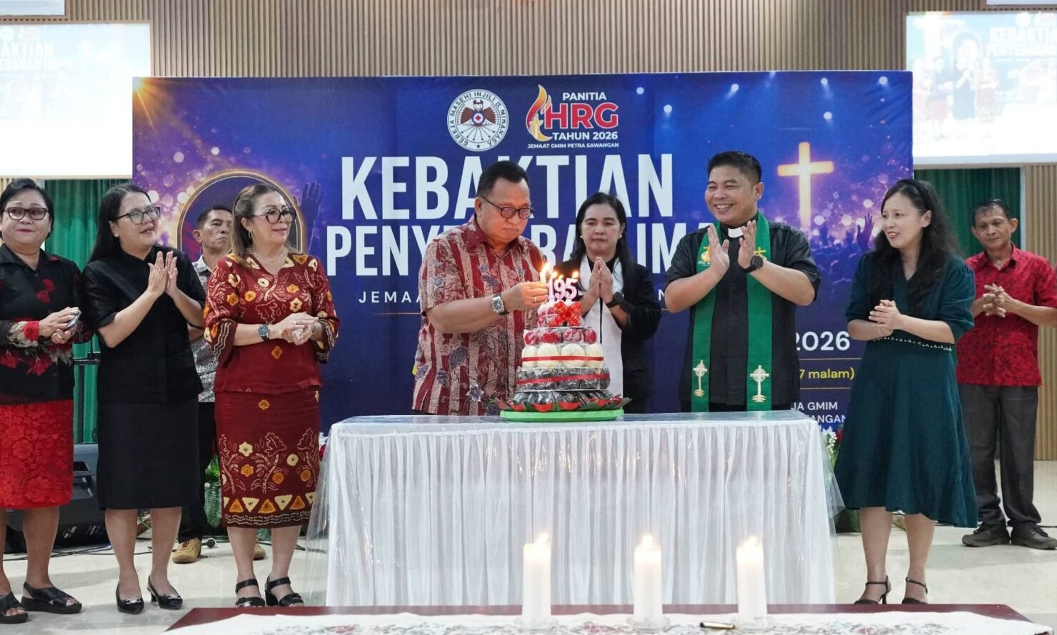 Perkuat Fondasi Iman dan Karakter Masyarakat Minahasa, Bupati RD Hadiri HUT ke-195 Pekabaran Injil dan Pendidikan Kristen GMIM